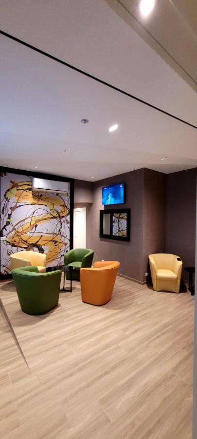 Th Luxury Central Catania-Fontanarossai nemzetközi repülőtér Kültér fotó