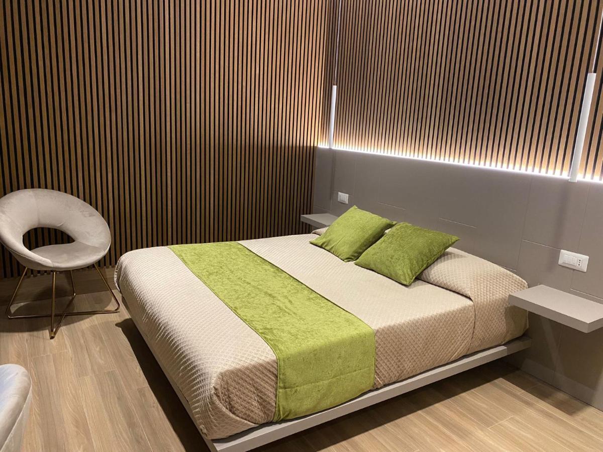 Th Luxury Central Catania-Fontanarossai nemzetközi repülőtér Kültér fotó